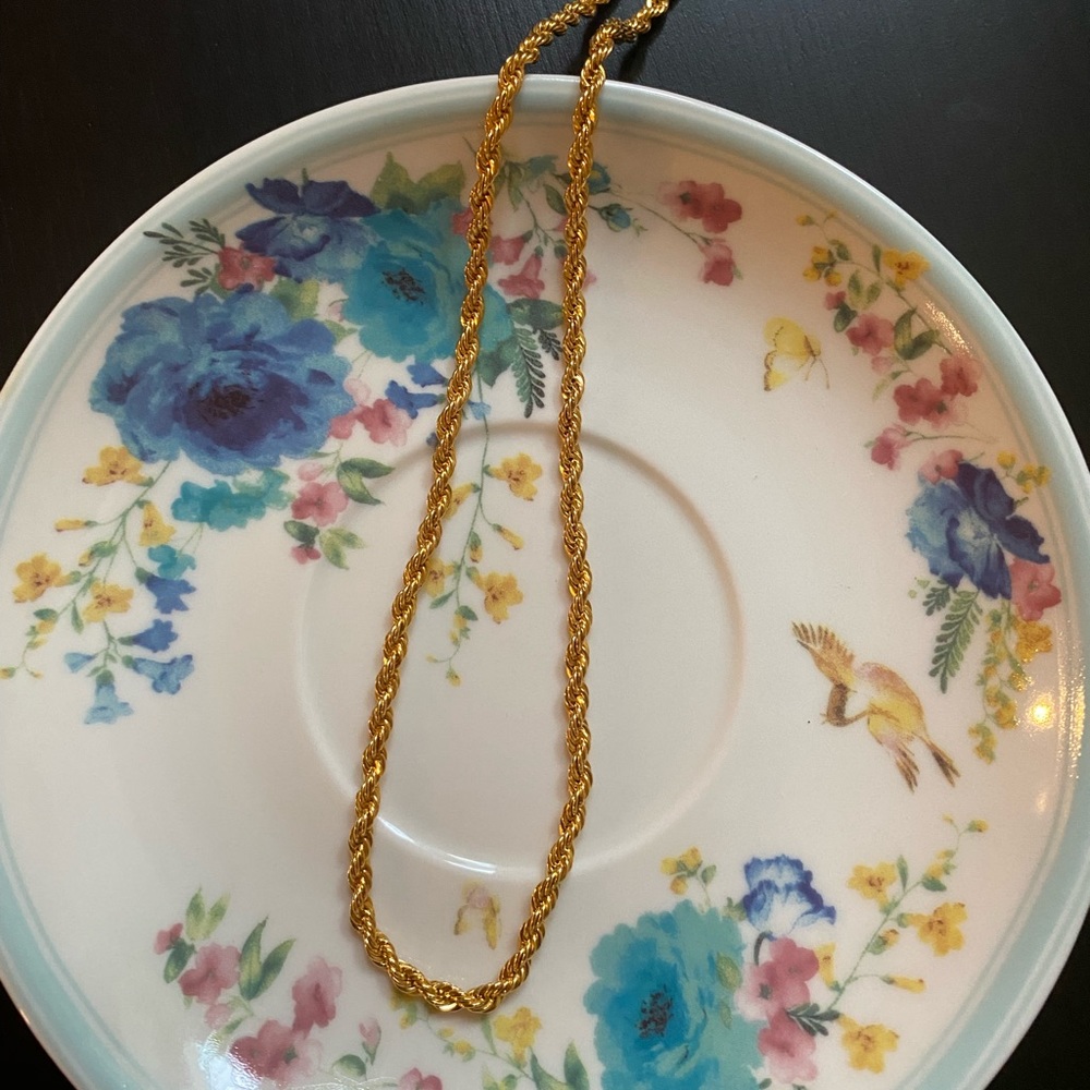 Vintage gold necklace